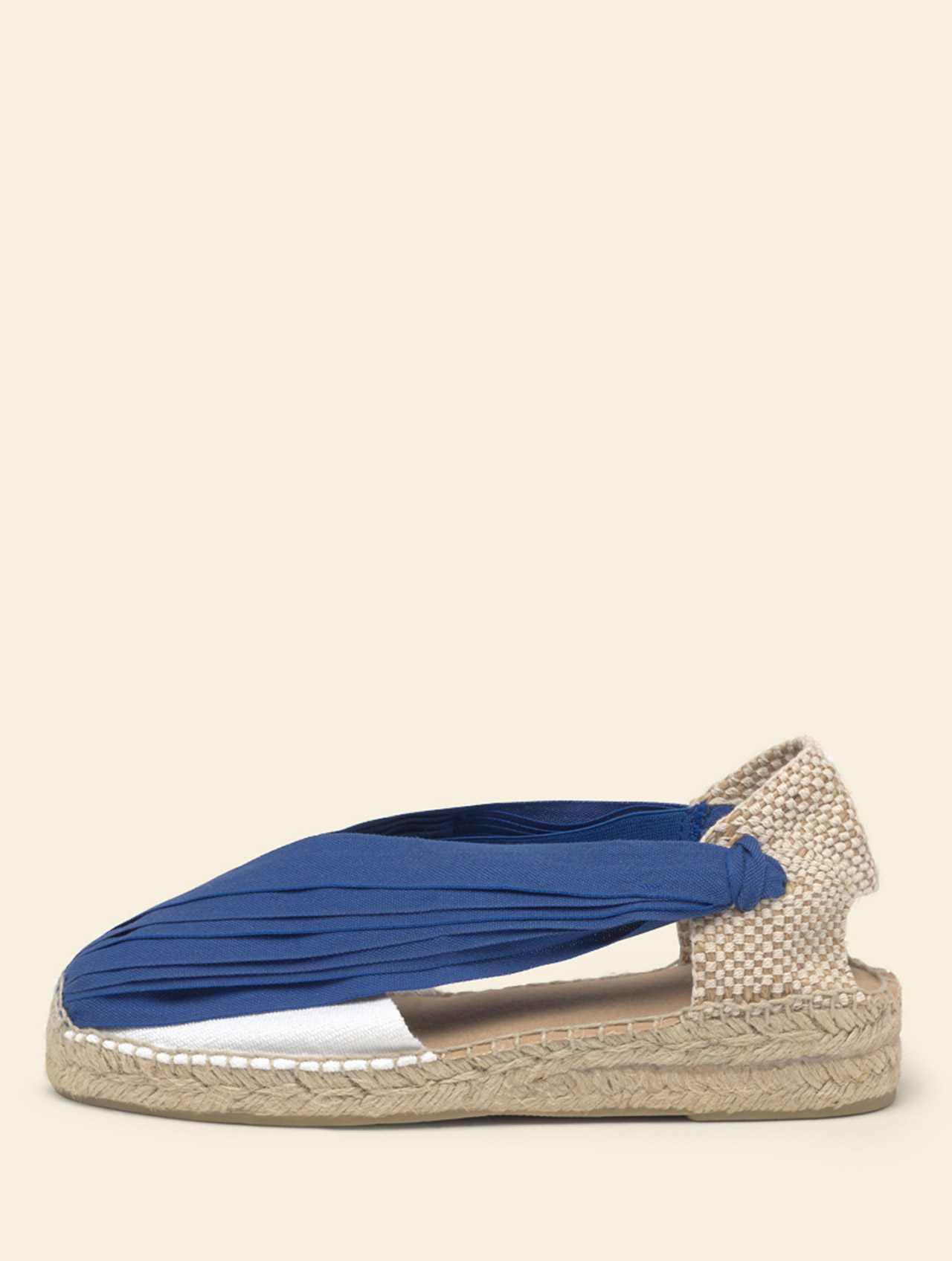 Blue Traditional espadrille Valls with elastics in the sides, 3.5 cm wedge approximately. Handmade espadrille by La Manual Alpargatera, Barcelona.