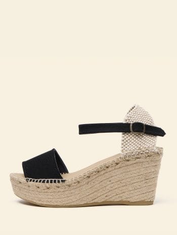 Alpargata plataforma Putxet, Color Negro. Una altura elegante y sobretodo muy cómoda, fabricada artesanalmente en Barcelona por La Manual Alpargatera